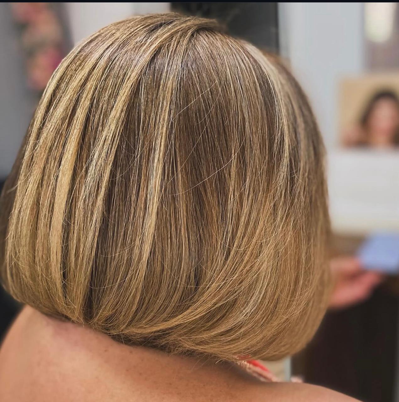 Corte chanel com movimento feito no Studio Oasis